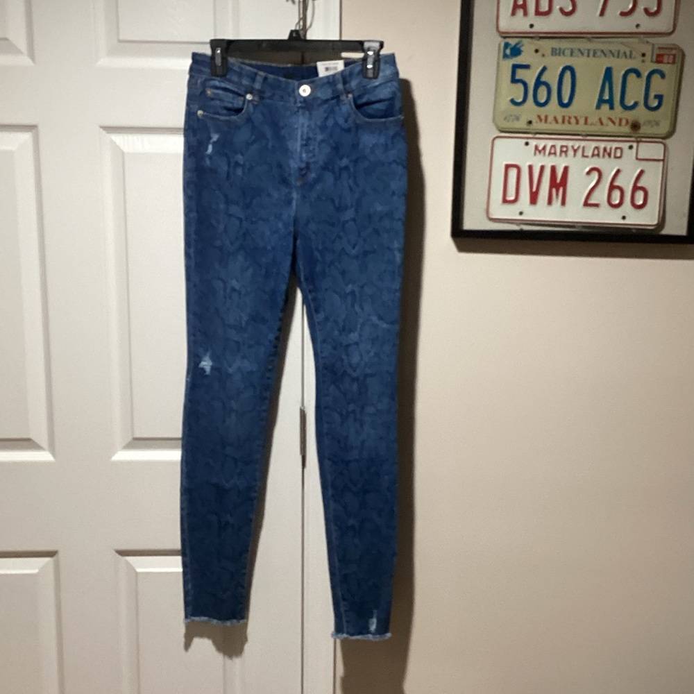 International Concepts High Rise Skinny Snake Print Jeans - Size 8